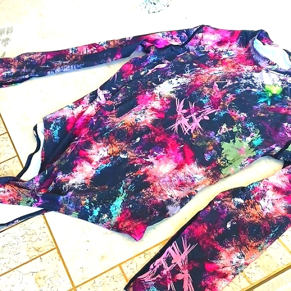 Womens Body Suit, Size Large Multi color,,lined,2 button snap close, New(unworn) - Picture 7 of 9